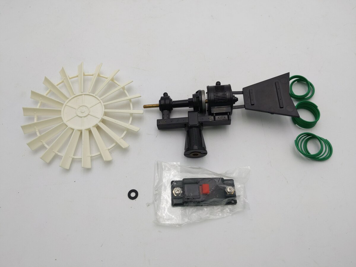 Lionel 6-12889 O Gauge Operating Windmill EX/Box