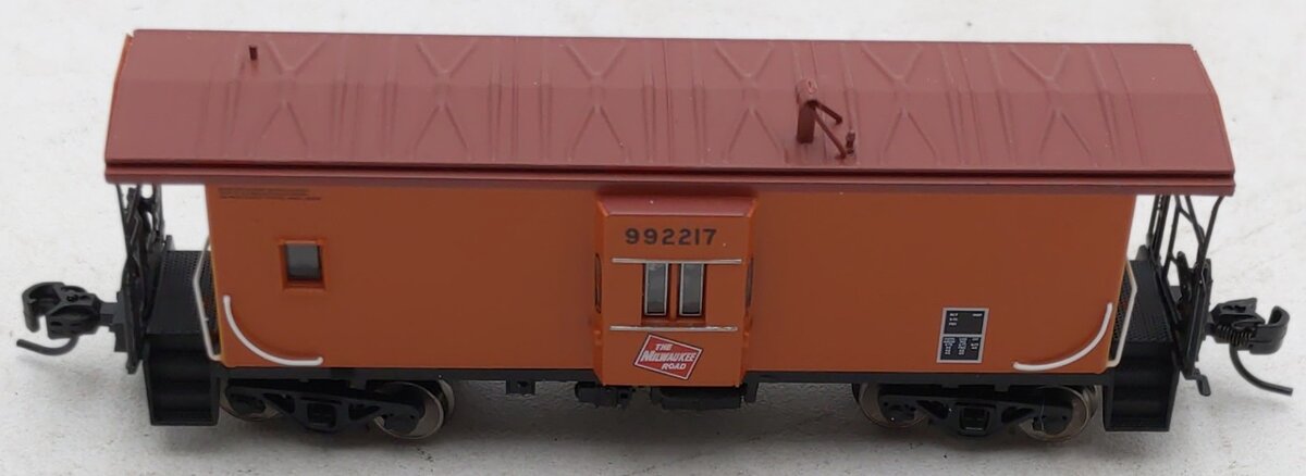 Athearn 24332 N Milwaukee Road Bay Window Caboose #992217