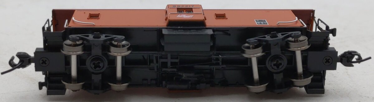 Athearn 24332 N Milwaukee Road Bay Window Caboose #992217