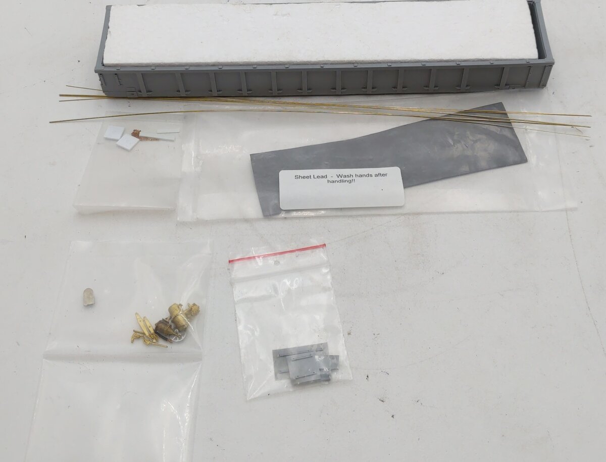 B.T.S. 09201 S Scale 100-Ton Evans Gondola Plastic and Metal Kit