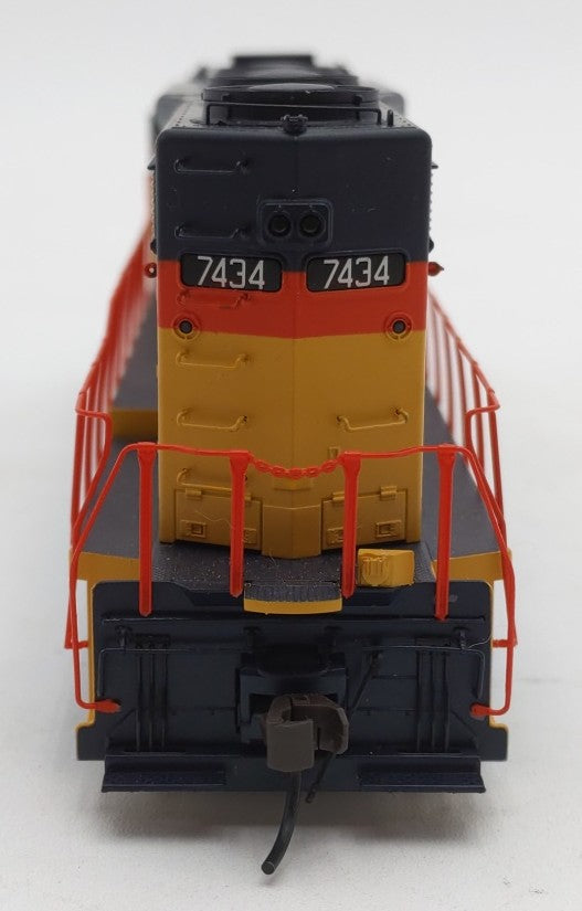 Atlas 10002759 HO Chessie System WM SD-35 Diesel Locomotive Standard DC #7434