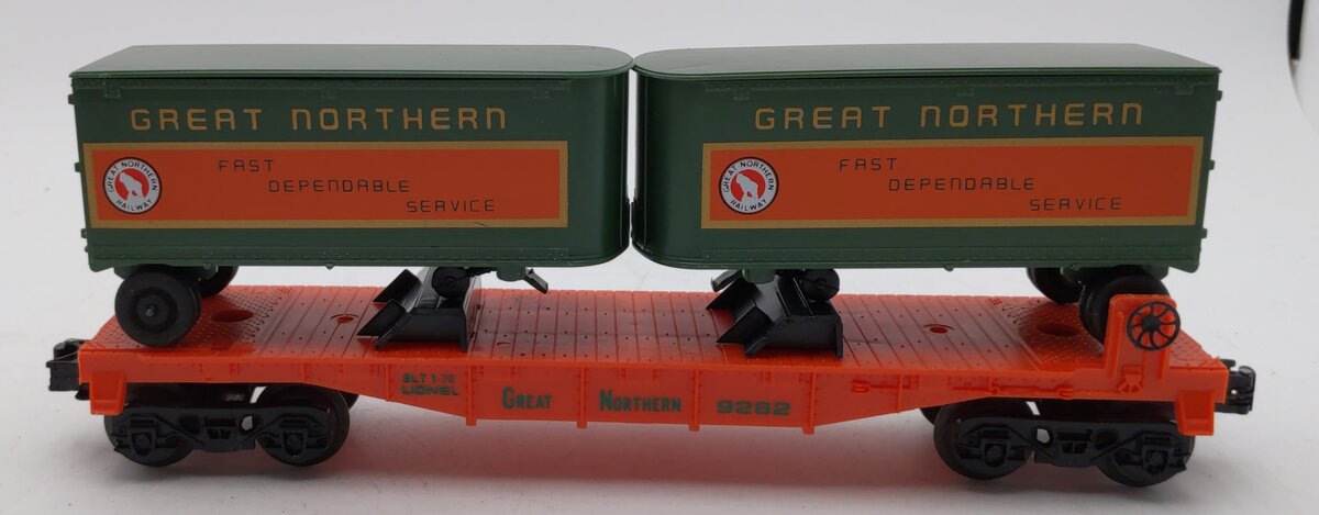 Lionel 6-9282 O Gauge Great Northern Flatcar #9282 with Trailers