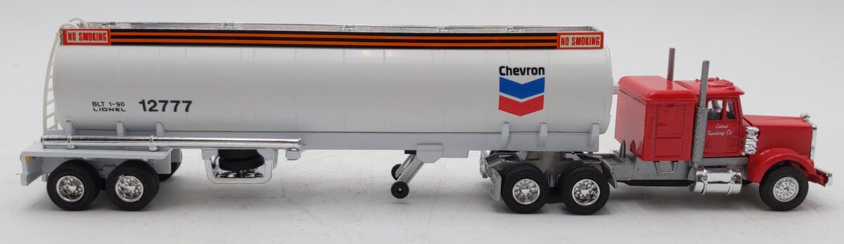 Lionel 6-12777 O Gauge Red Truck Chevron Tractor & White Tanker NIB