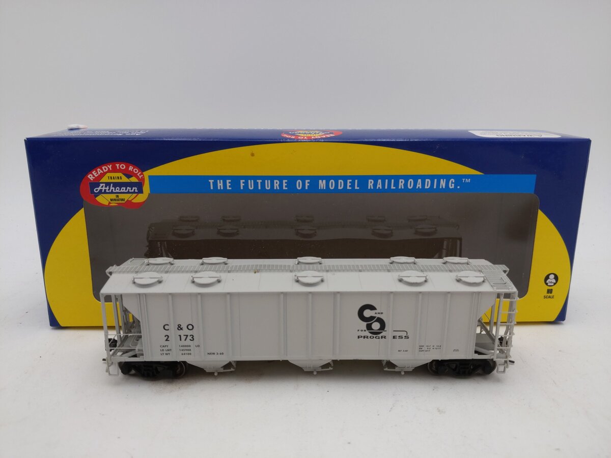 Athearn 89066 HO Chesapeake and Ohio/For Progress PS-2 2893 Covered Hopper #2173