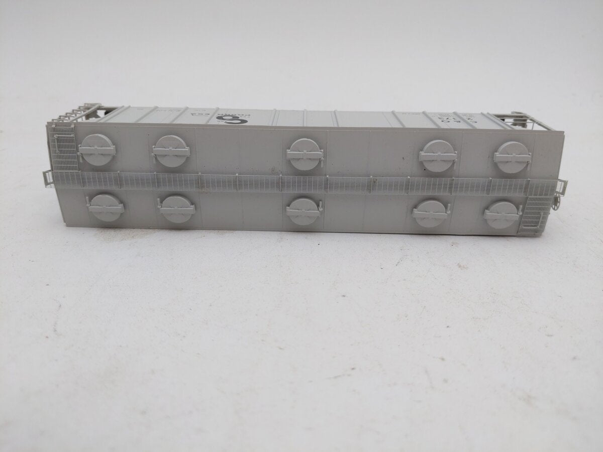 Athearn 89066 HO Chesapeake and Ohio/For Progress PS-2 2893 Covered Hopper #2173
