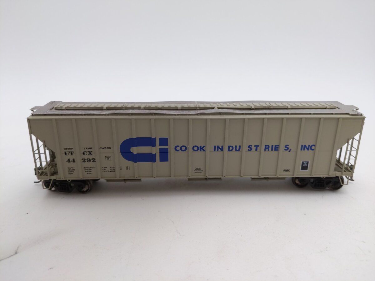 Athearn 73874 HO Cook Industries Co. FMC 4700 Covered Hopper #44292