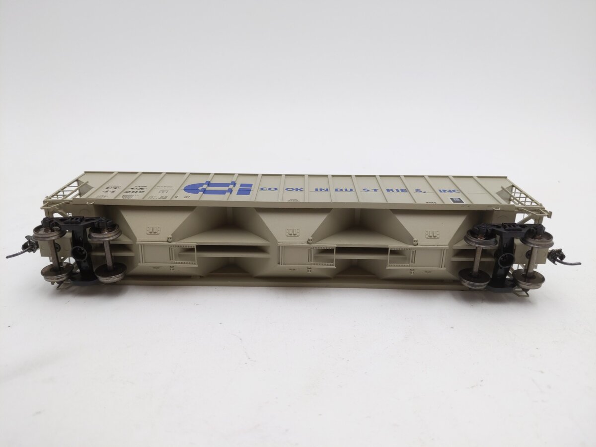 Athearn 73874 HO Cook Industries Co. FMC 4700 Covered Hopper #44292