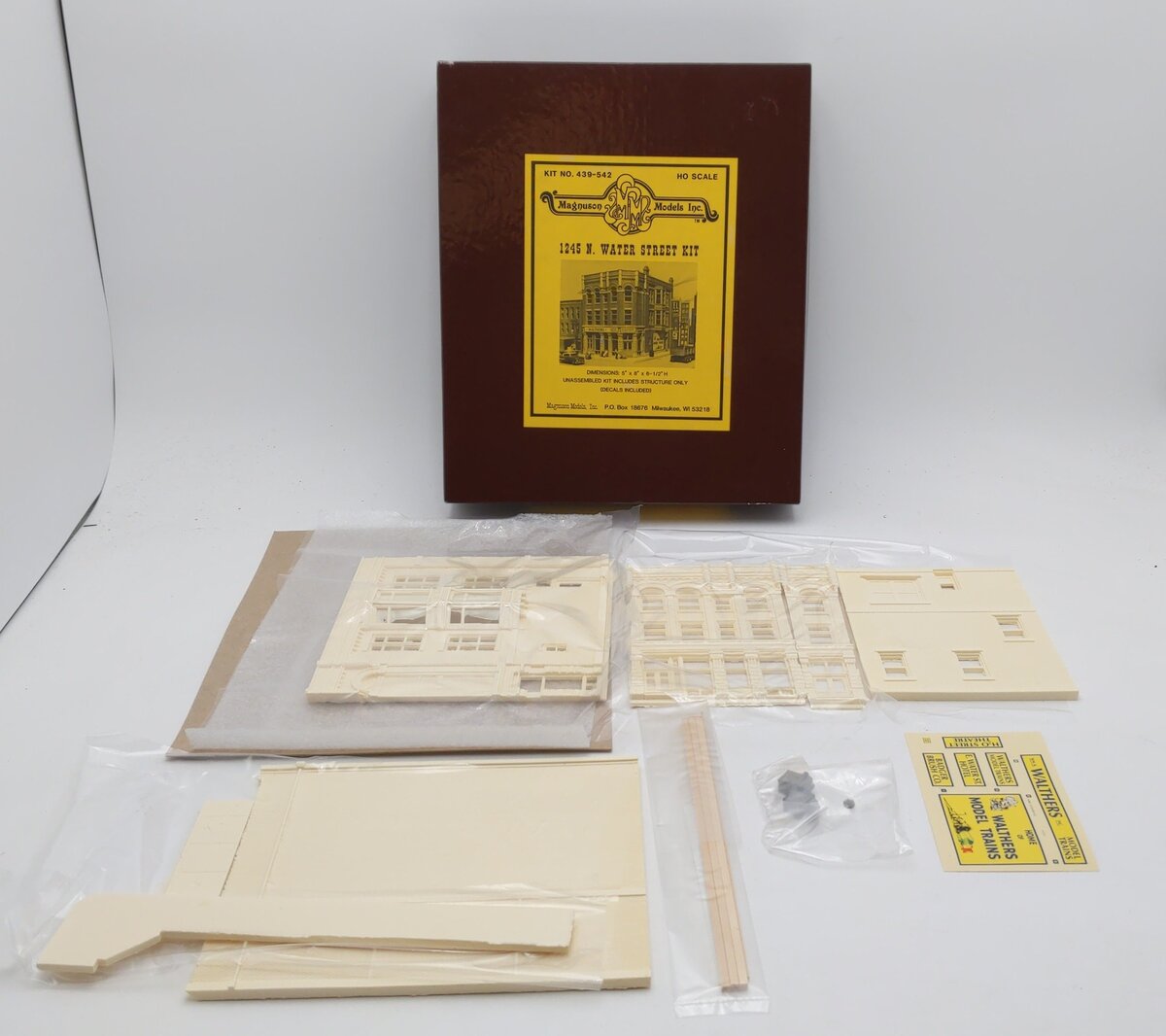 Magnuson Models 439-542 HO Scale 1245 N. Water Street Building Kit