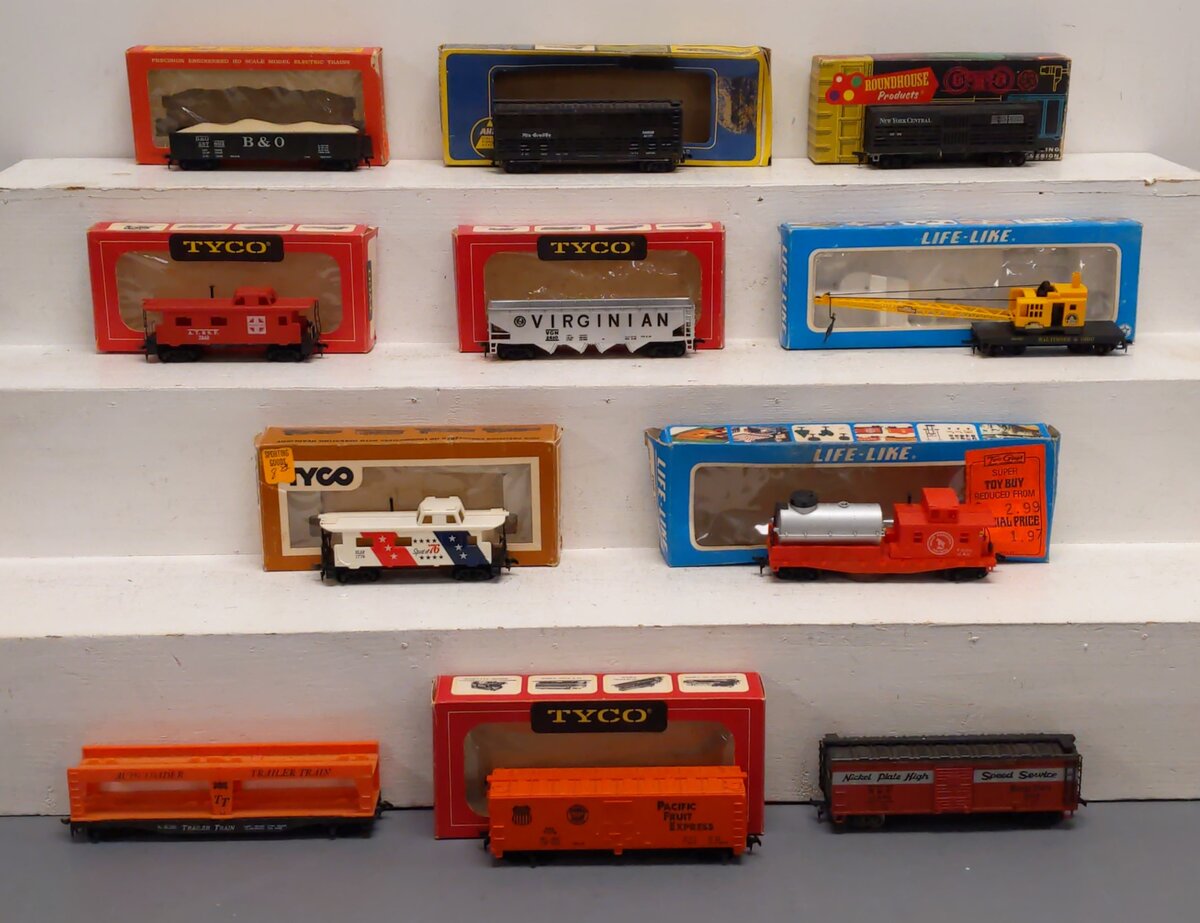 Tyco & Others HO Assorted Freight Cars [11] EX