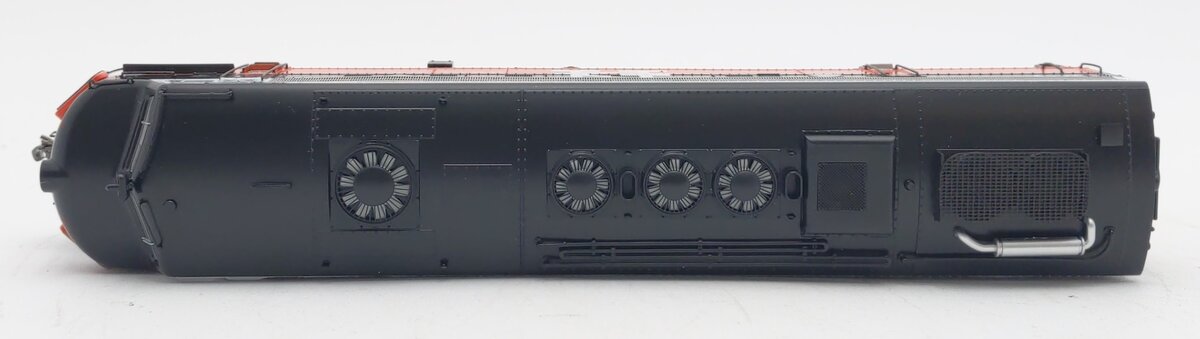 Rapido Trains 14100 HO New Haven EMD FL9 Diesel Locomotive #2002