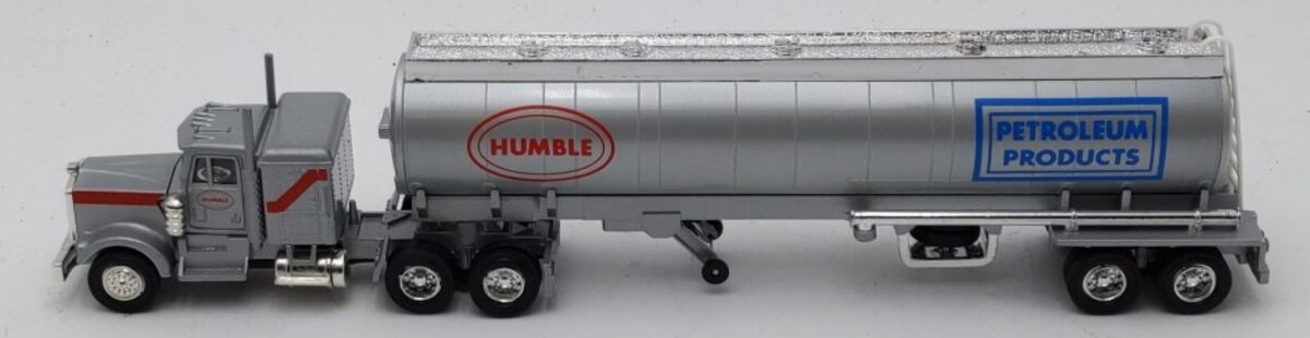 Lionel 6-12837 O Gauge Humble Oil Tractor Trailer & Tanker LN/Box