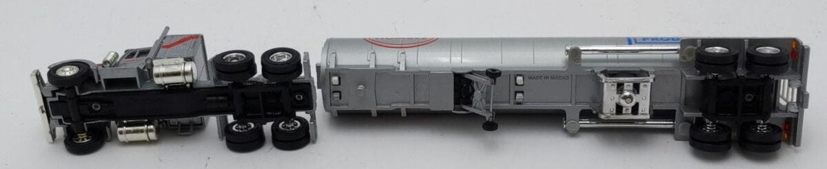 Lionel 6-12837 O Gauge Humble Oil Tractor Trailer & Tanker LN/Box