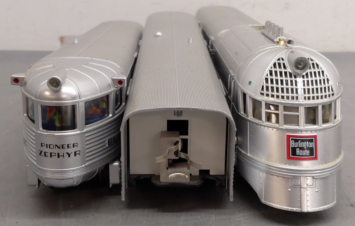 Lionel 6-38860 O Scale Burlington Pioneer Zephyr O Gauge Diesel Train Set EX/Box