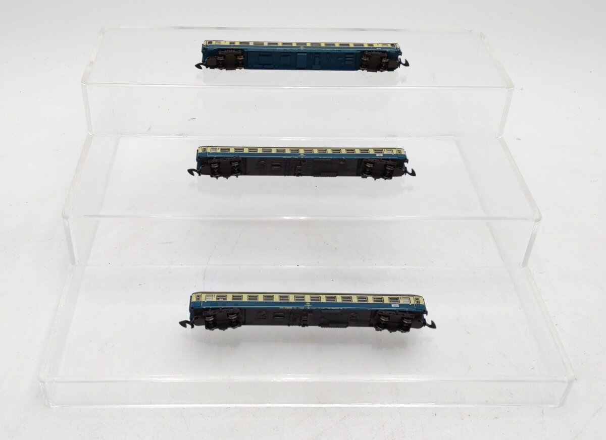 Marklin 87282 Z German Federal RR 2nd Class Intermediate Car Set (Set of 3) LN/Box