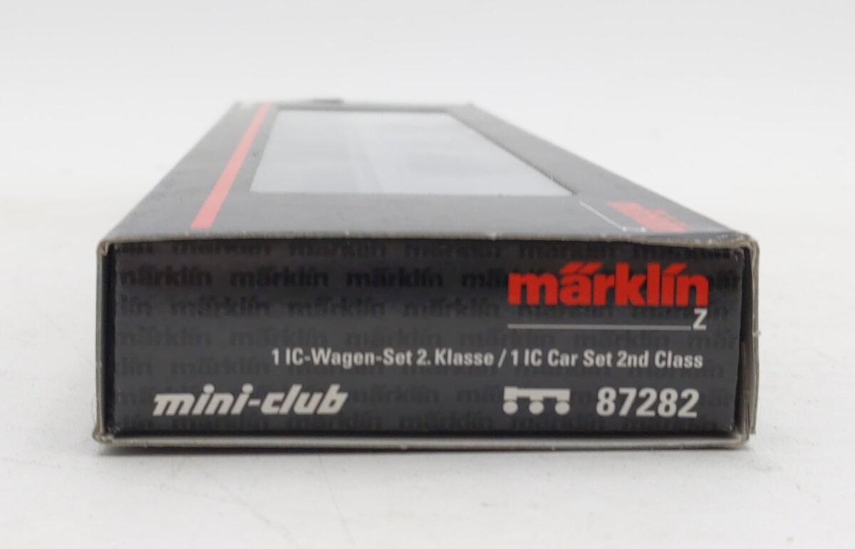 Marklin 87282 Z German Federal RR 2nd Class Intermediate Car Set (Set of 3) LN/Box