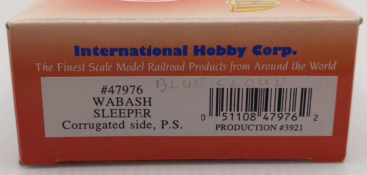 IHC 47976 HO Scale Wabash 'Blue Cloud' Corrugated Side Sleeper Car