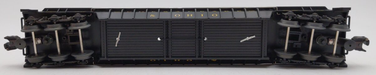 Lionel 6-16946 O Gauge Chesapeake & Ohio F9 Well Car #3840 NIB