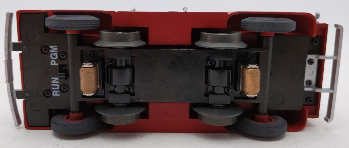 Lionel 6-39533 O Canadian Pacific 1955 MOW Pickup Truck w/Railroad Wheels 3-Rail