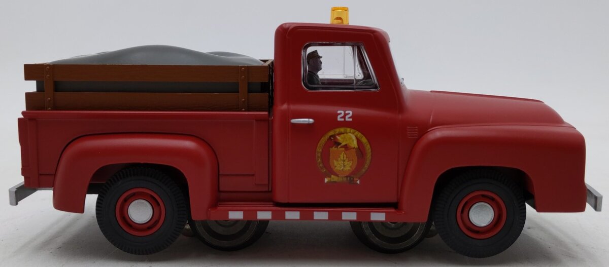 Lionel 6-39533 O Canadian Pacific 1955 MOW Pickup Truck w/Railroad Wheels 3-Rail