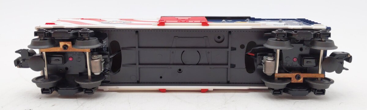 Lionel 6-36758 O Gauge Patriotic Lighted Box Car LN/Box
