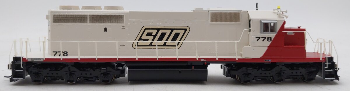 Athearn 95181 HO RTR SD40-2 w/81