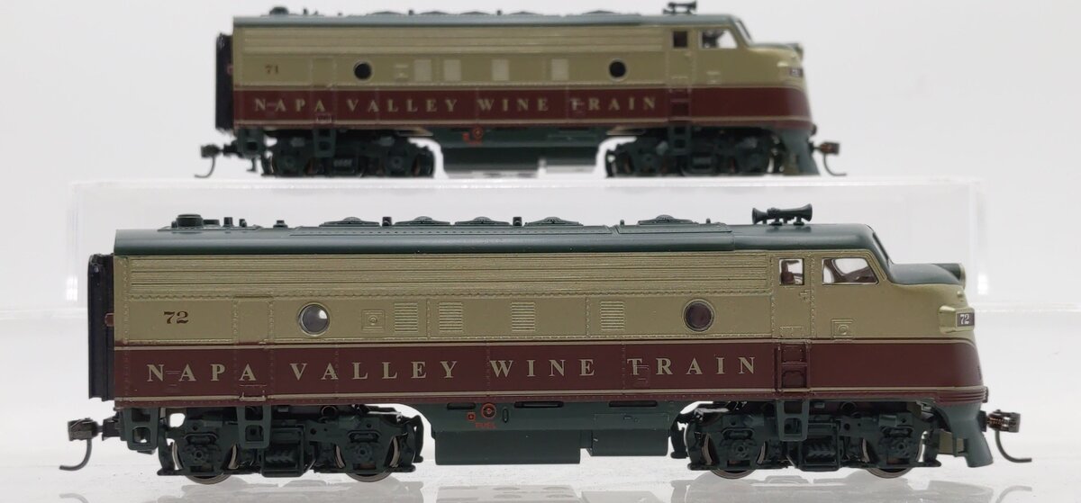 Athearn 8500 HO Scale Napa Valley F7AA Diesel Locomotive Set #71 & #72 LN/Box