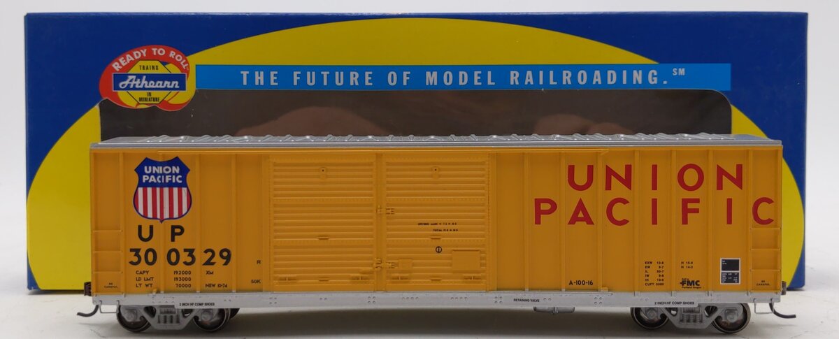Athearn 98410 HO Union Pacific 50' FMC Offset Double PD Boxcar #300329