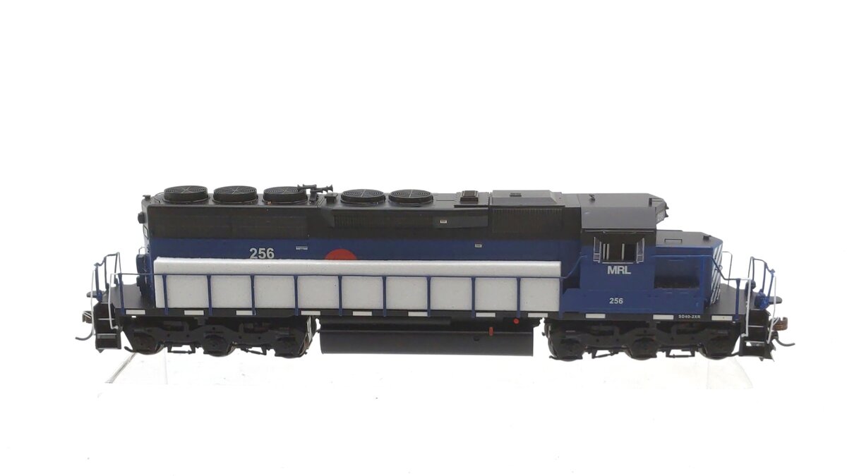 Athearn 98841 HO Montana Rail Link SD40 Diesel Locomotive w/DCC & Sound #256