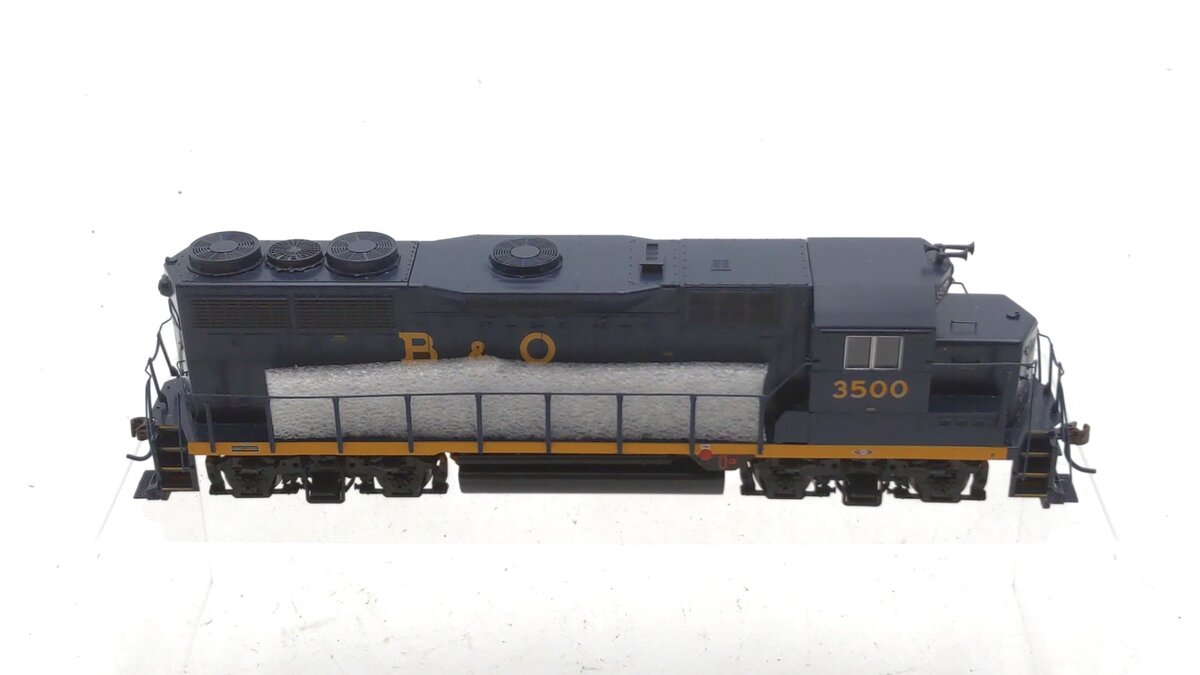 Athearn 96076 HO Scale Baltimore & Ohio EMD GP35 #3500 Diesel