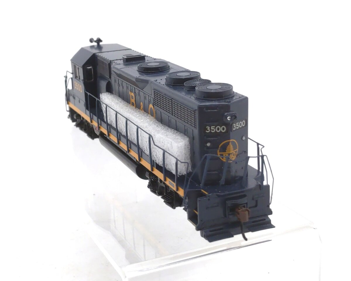 Athearn 96076 HO Scale Baltimore & Ohio EMD GP35 #3500 Diesel
