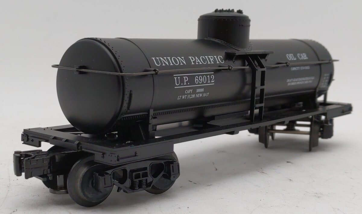 MTH 30-7309 O Gauge Union Pacific Single Dome Tank Car #69012 LN/Box