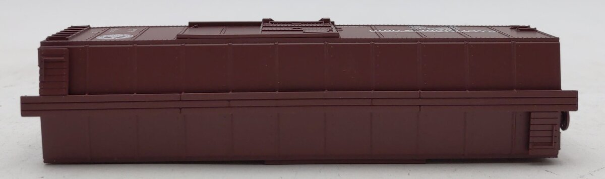 Walthers 910-2401 HO Baltimore & Ohio 40' Steel Boxcar w/Dreadnaught End #465366