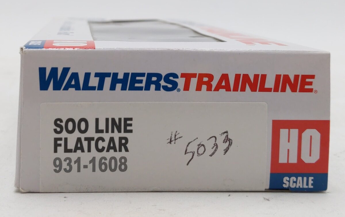 Walthers 931-1608 HO Soo Line Flatcar - Ready to Run #5033