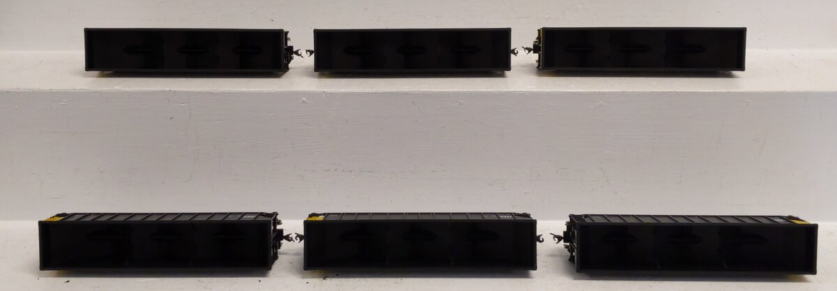 Walthers 910-65401 APEX ML 3-Bay Hopper (6 Pack)