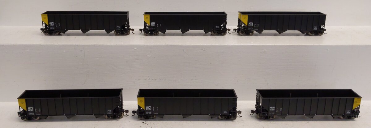 Walthers 910-65401 APEX ML 3-Bay Hopper (6 Pack)