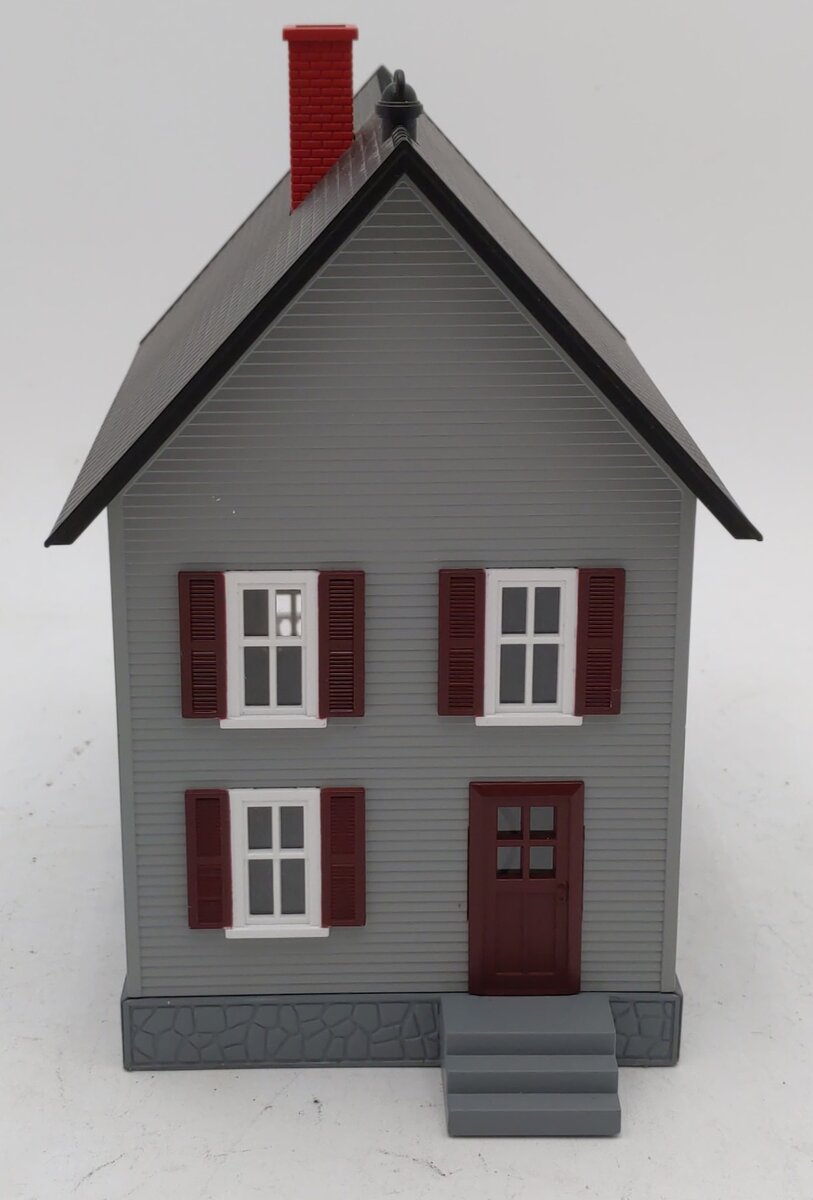 MTH 30-9024 O Gauge Assembled Row House With Porch Gray W/Red Shutters LN/Box