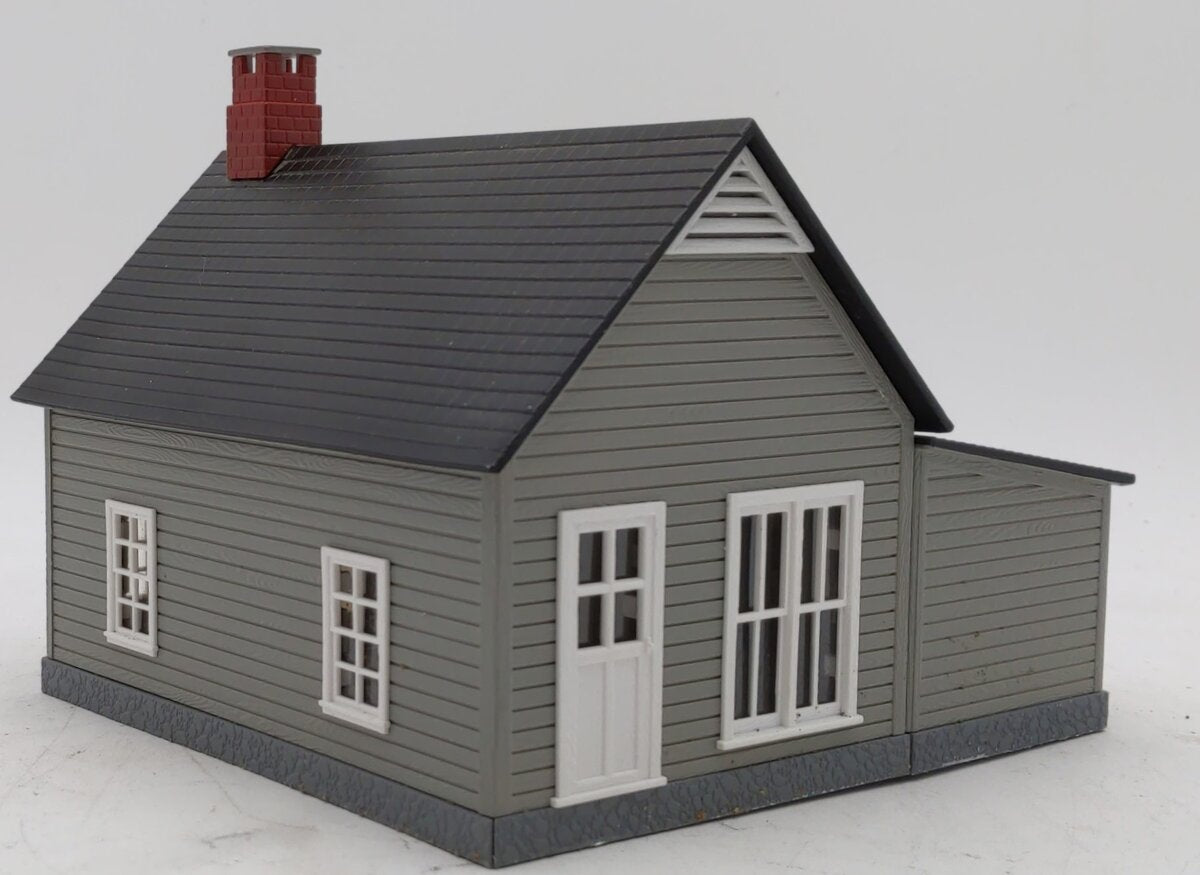 MTH 30-90010 O Gray & Black Work House #2