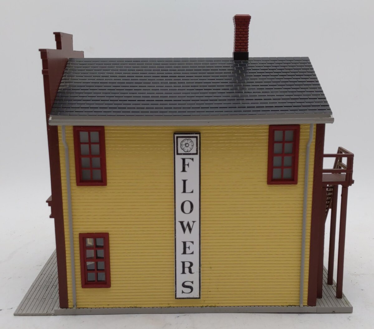 MTH 30-90575 O Florist Gump RailKing 2-Story Store Front Building