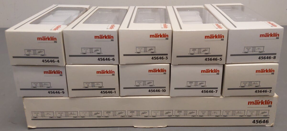 Marklin 45646 HO Union Pacific Boxcars (Set of 10) LN/Box
