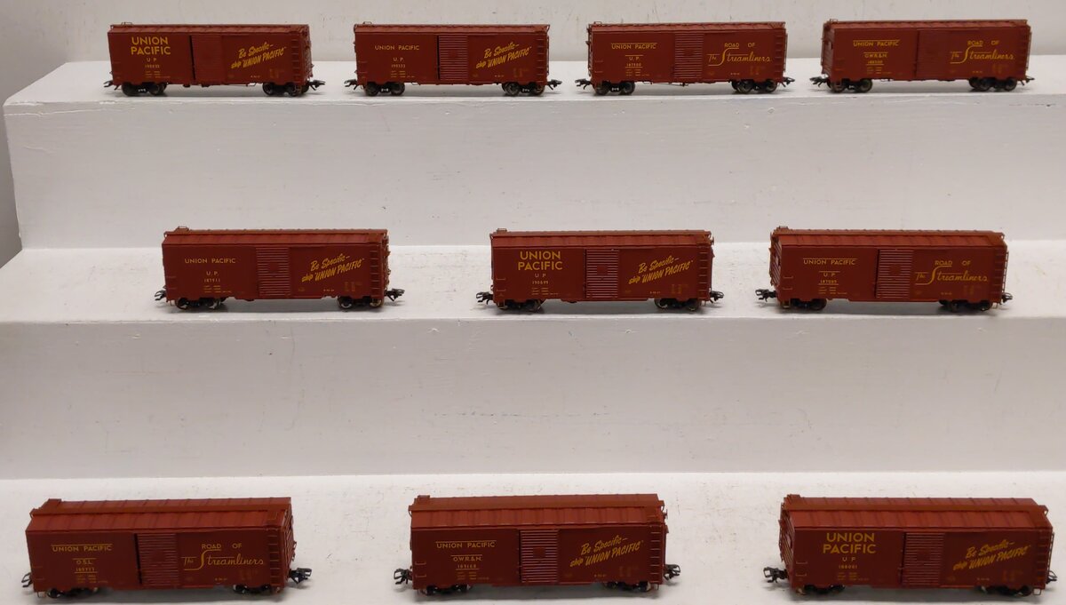 Marklin 45646 HO Union Pacific Boxcars (Set of 10) LN/Box