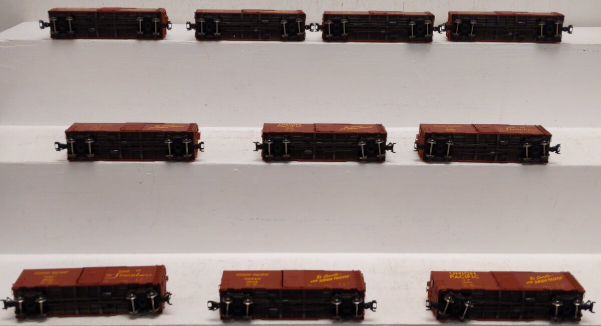 Marklin 45646 HO Union Pacific Boxcars (Set of 10) LN/Box
