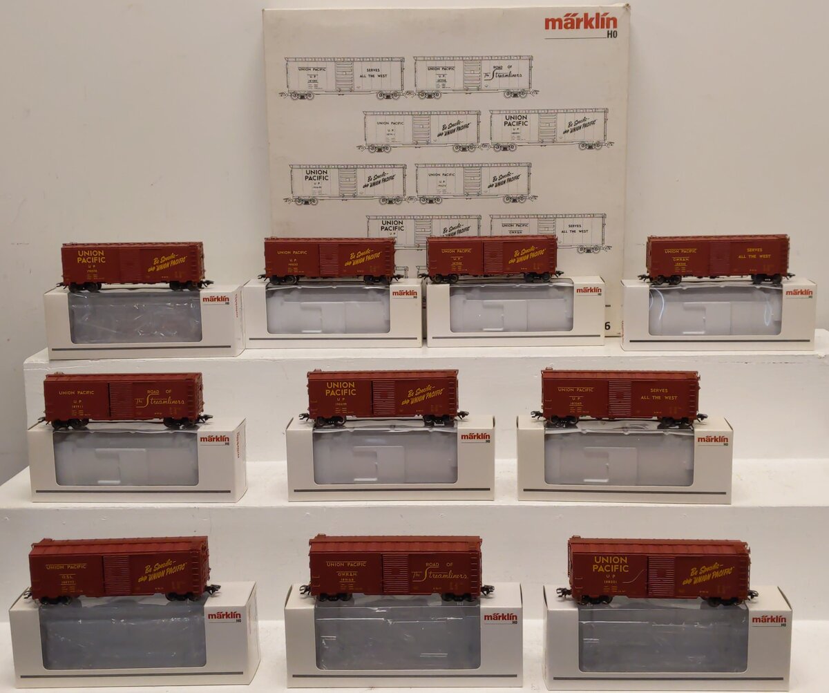 Marklin 45646 HO Union Pacific Boxcars (Set of 10) LN/Box