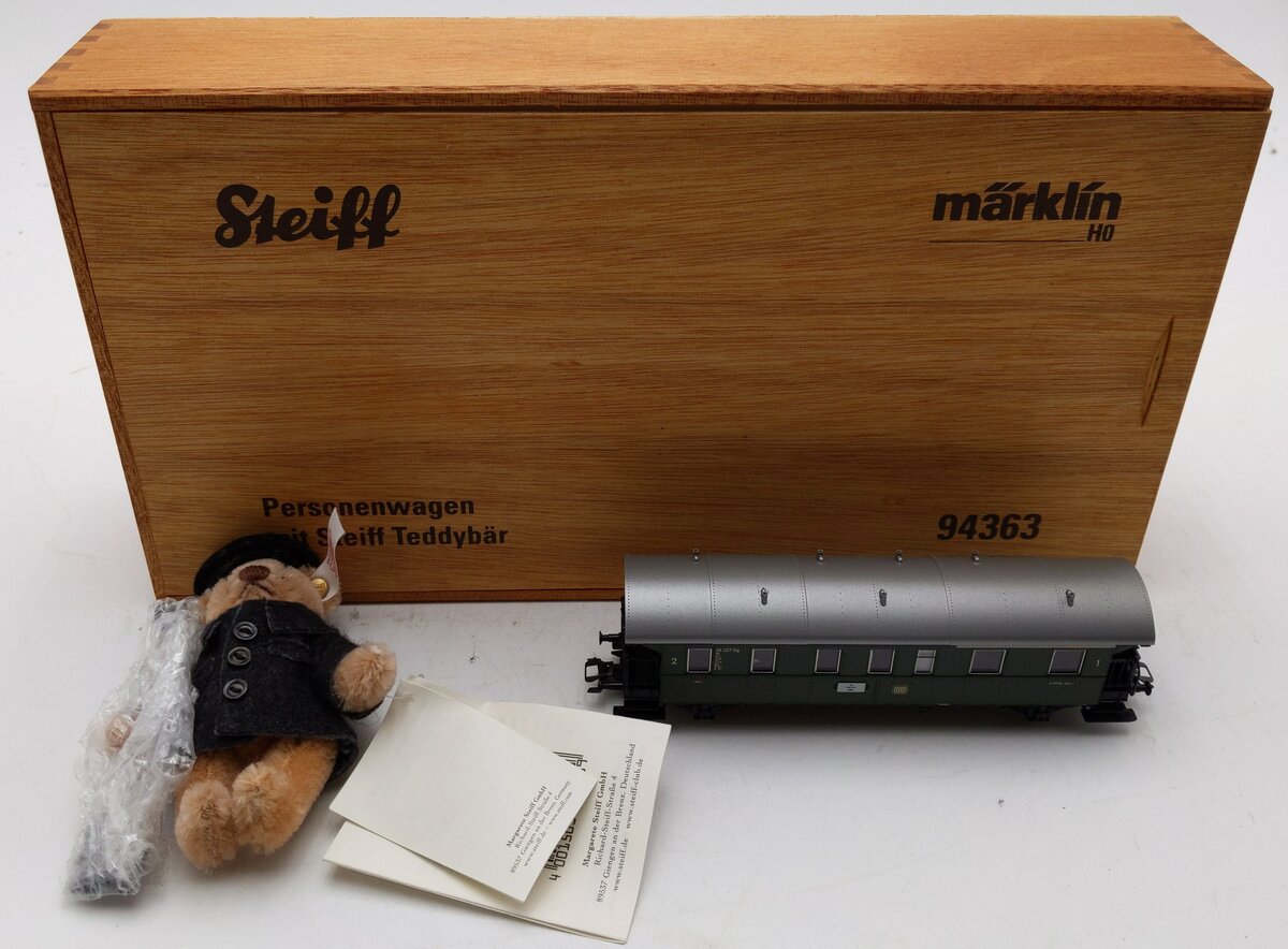 Marklin 94363 Mark/Steiff PassCr & Bear