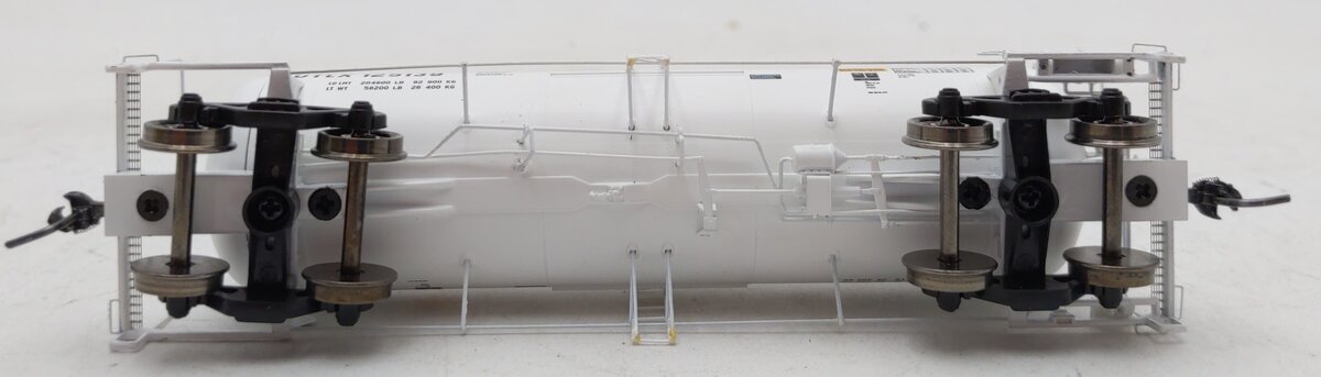Athearn 96124 HO UTLX 13,600-Gallon Acid Tank #125139