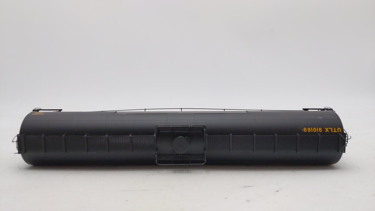 Athearn 96425 HO UTLX  33.9K LPG Tank Car #910169