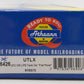 Athearn 96426 HO UTLX 33.9K LPG Tank Car #910575