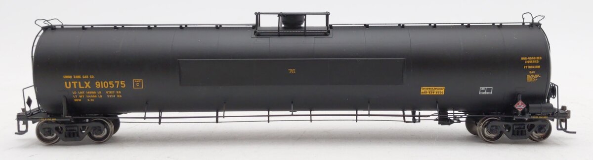 Athearn 96426 HO UTLX 33.9K LPG Tank Car #910575