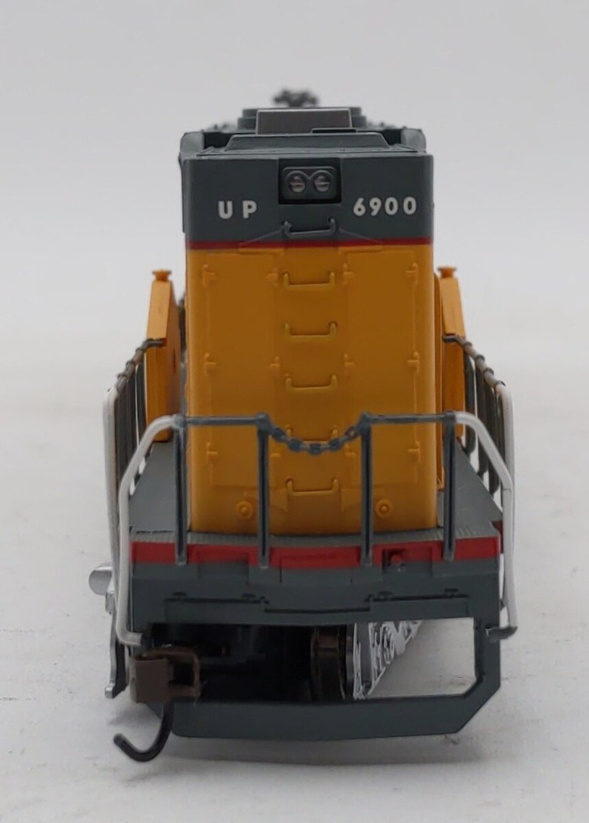 Bachmann 62105 HO Union Pacific EMD DD40AX Diesel Locomotive w/ DCC #6900