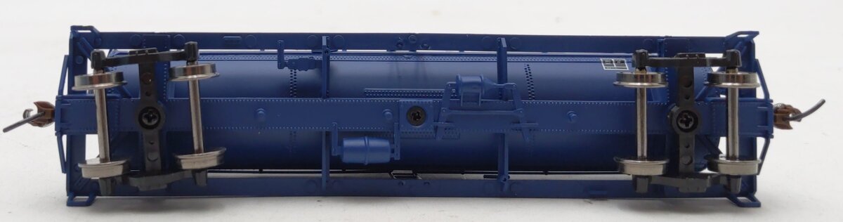 Roundhouse 14904 HO Montana Rail Link Chemical Tank Car #100015