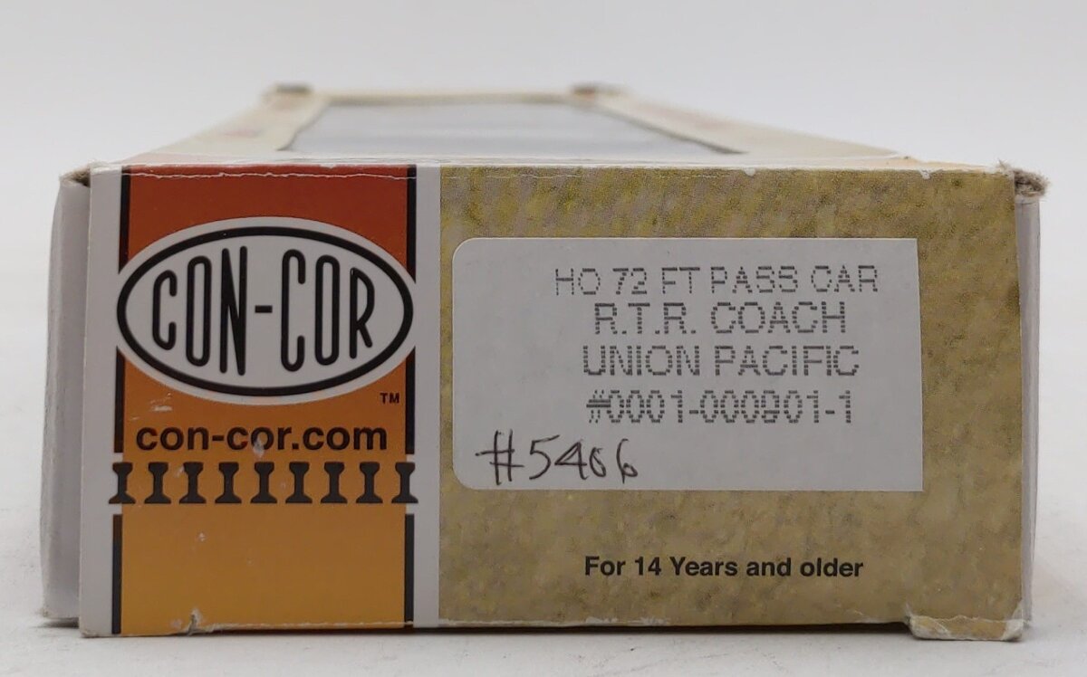 Con-Cor 0001-000901-1 HO Union Pacific 72' Passenger Car R.T.R.